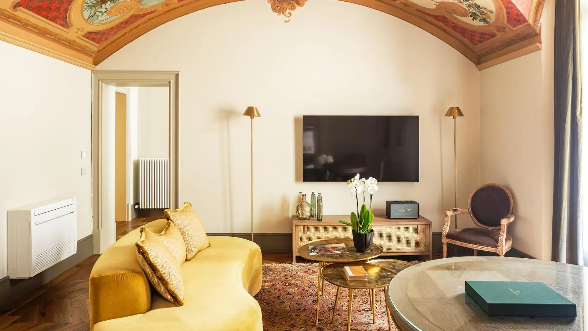 Aparthotel This Time Tomorrow In Florence