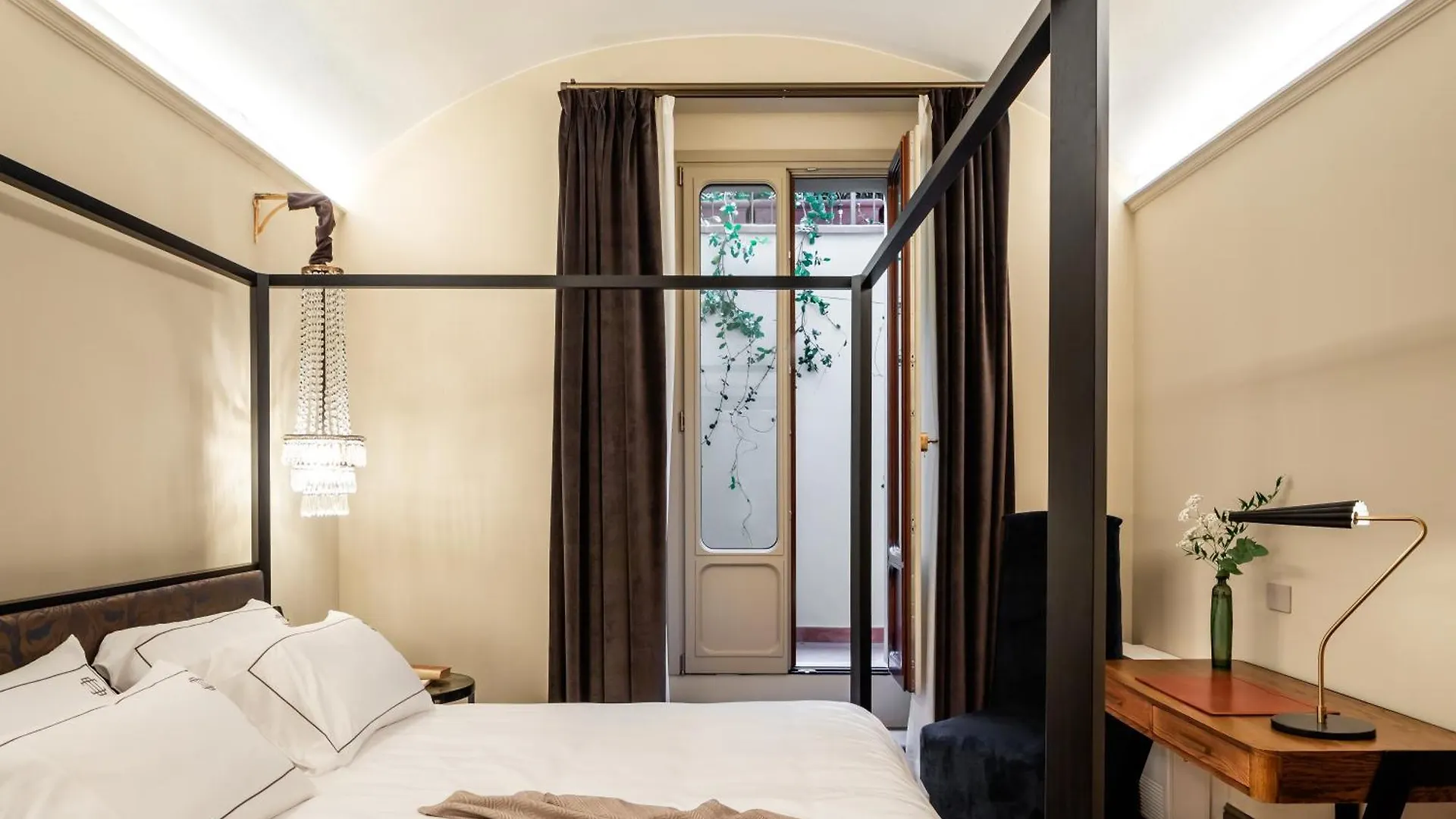 Aparthotel This Time Tomorrow In Firenze